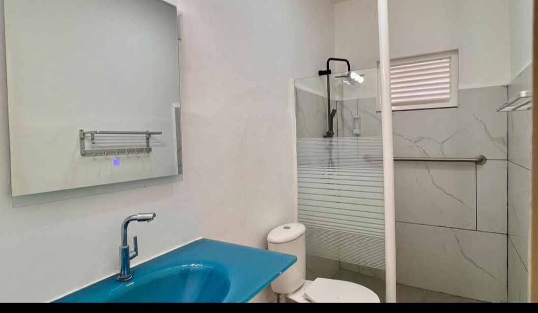 Villa de 5 dormitorios con piscina en Westpunt Foto de la propiedad 3